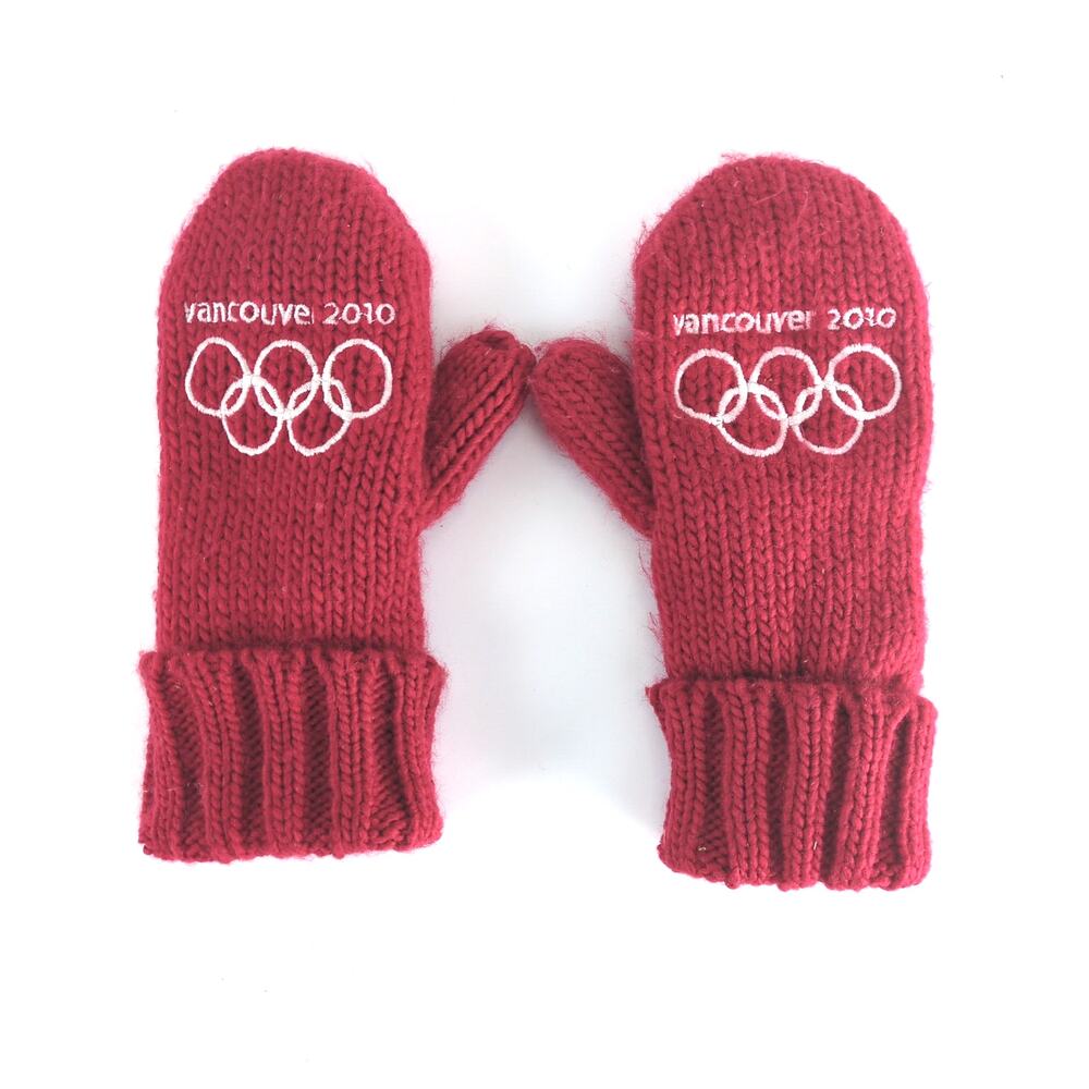 Winter Olympics Vancouver Canada 2010 Red Knit‎ Mittens Youth Size Hudson's Bay
